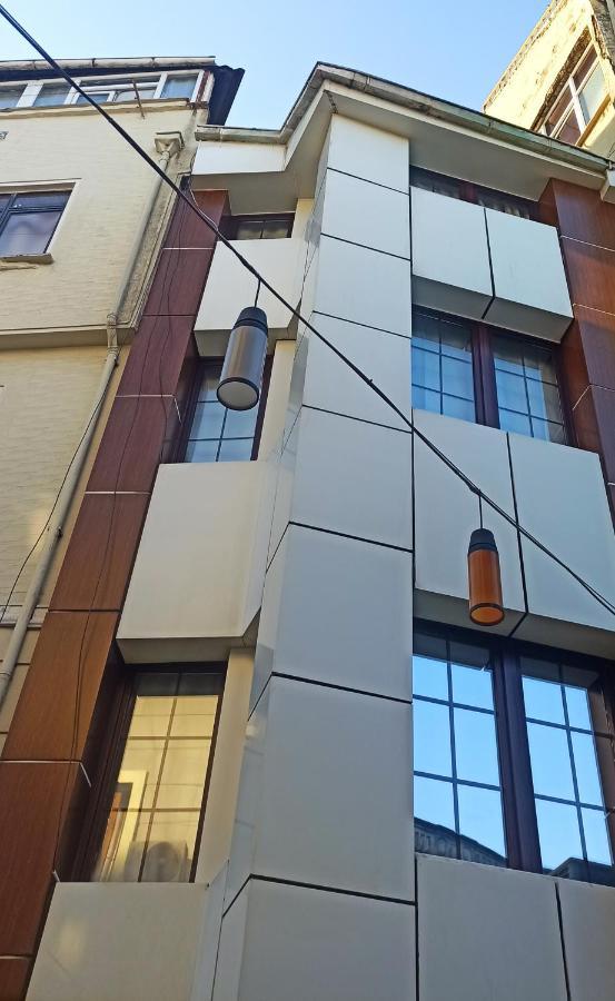 Reyna Suite Istanboel Buitenkant foto